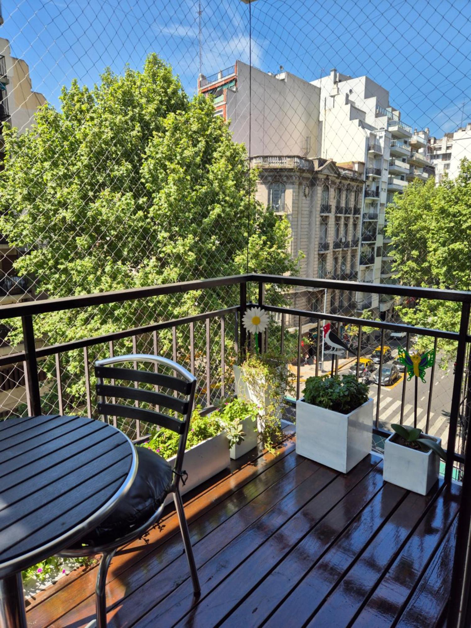 Jazzy-depto Con Balcon En Recoleta * Buenos Aires